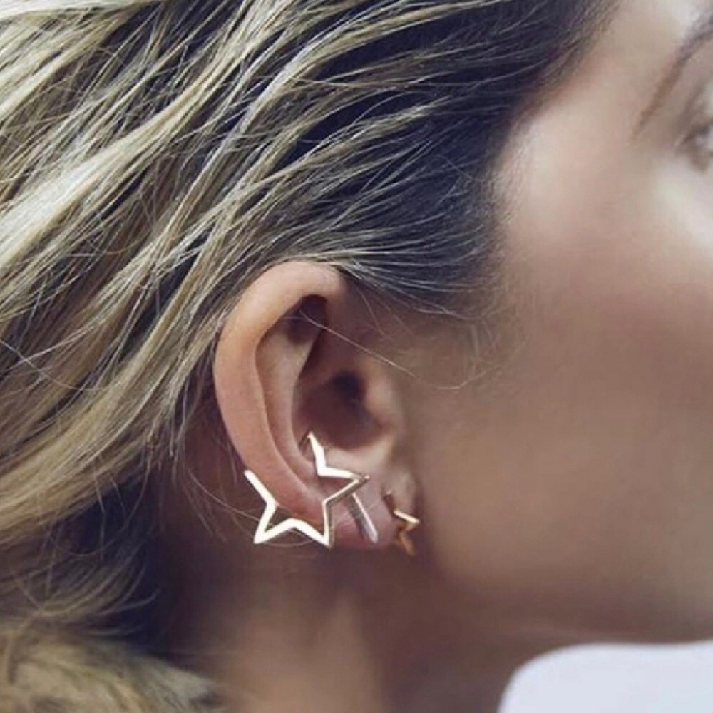 🤩 Retro Star Ear Clip- gold